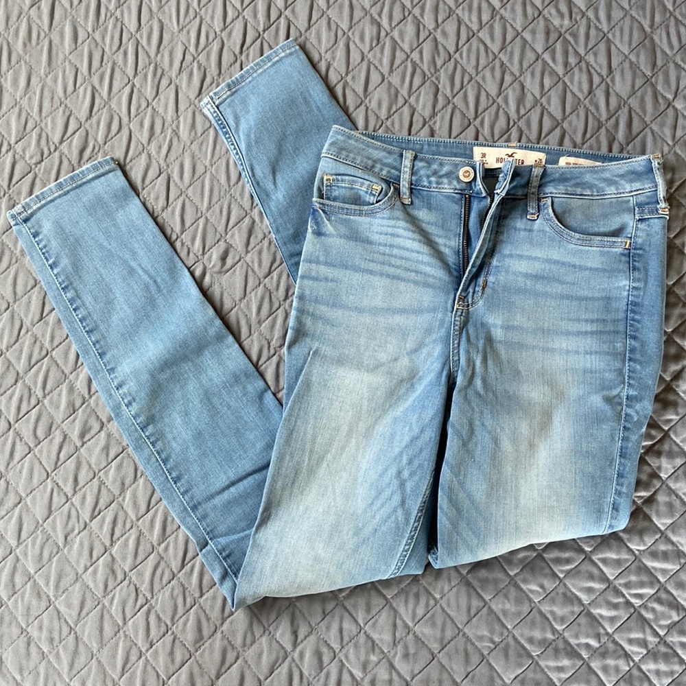 Hollister High Rise Super Skinny Jeans